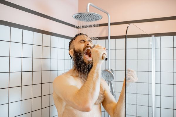 How Do I Shower After a Knee Replacement or Hip Replacement? How Do I Go To the Washroom After a Knee Replacement or Hip Replacement?